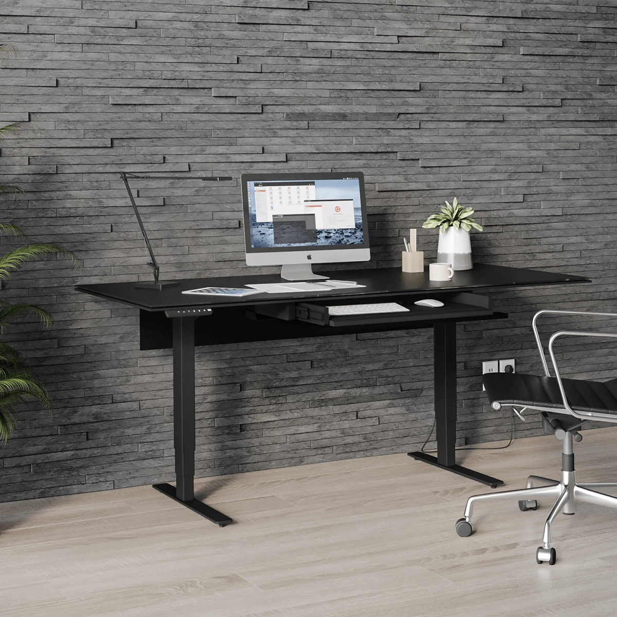 stagedofficedesk_STANCE2